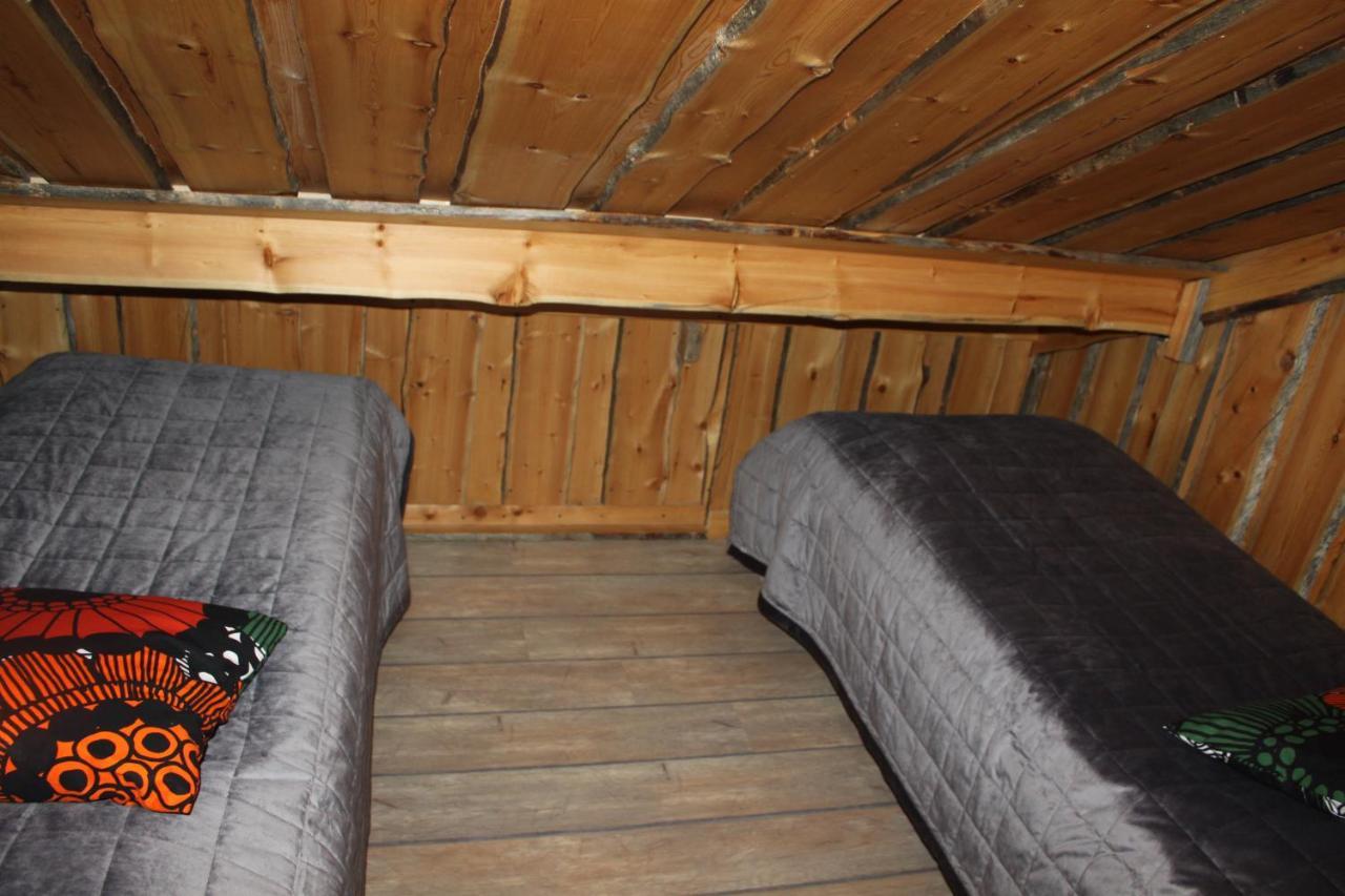 Levikaira Apartments - Log Cabins מראה חיצוני תמונה